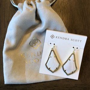 White Mother of Pearl in Gold Kendra Scott
